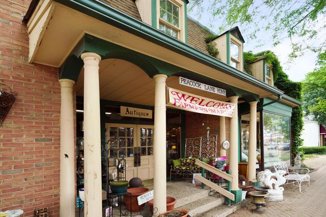 123 W South Street, Worthington, OH 43085