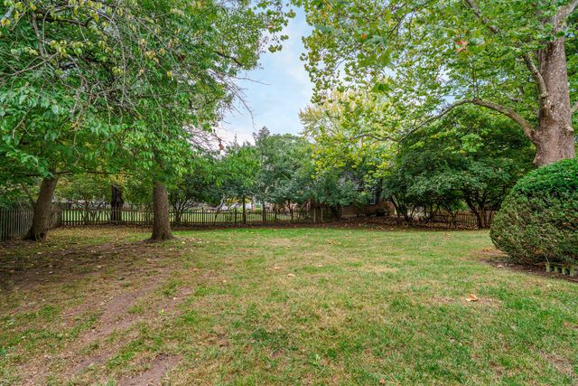 123 W South Street, Worthington, OH 43085