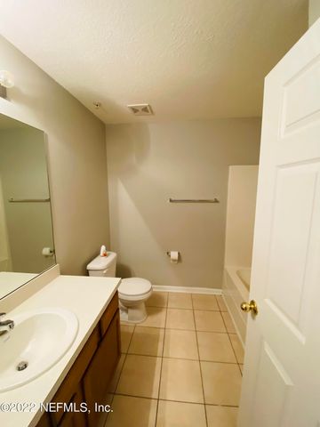 9625 AMARANTE Way 13, Jacksonville, FL 32257