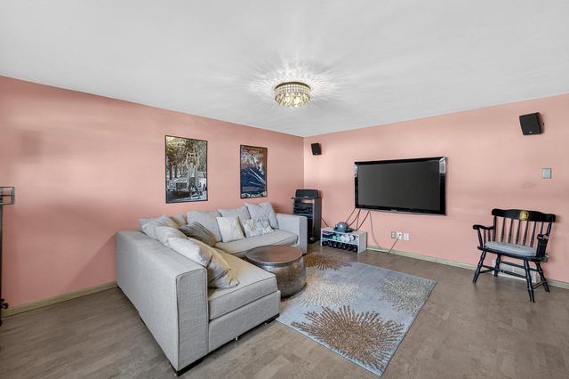 7115 Spring Hill Drive, Middleton, WI 53562