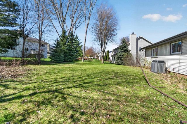 7115 Spring Hill Drive, Middleton, WI 53562