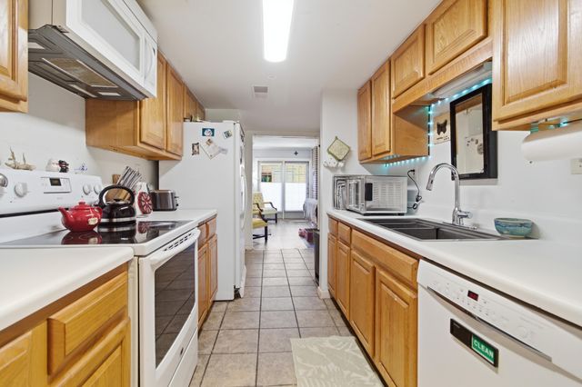 2948 Cathedral Lane, Charleston, SC 29414