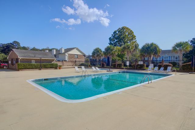 2948 Cathedral Lane, Charleston, SC 29414