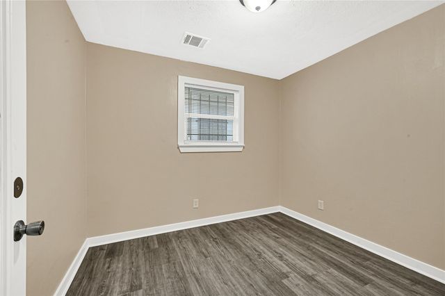 305 N Live Oak Street, Houston, TX 77003