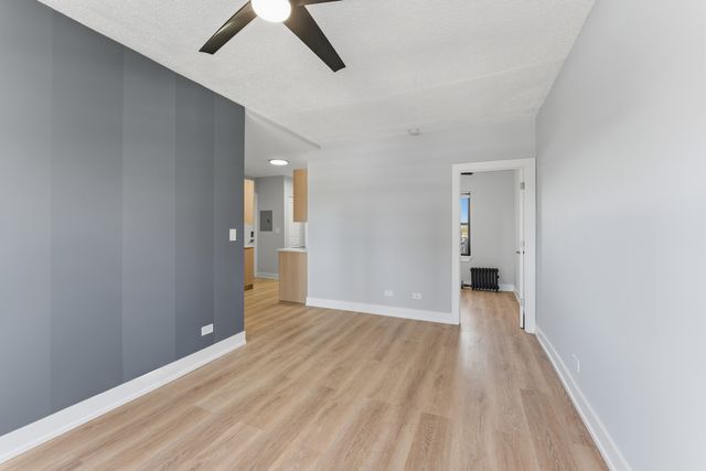 6026 N Winthrop Avenue 8E, Chicago, IL 60660