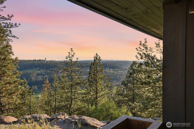 226 High Drive, Spokane, WA 99203