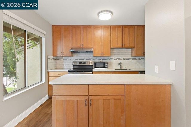 1241 Homestead Ave 206, Walnut Creek, CA 94598