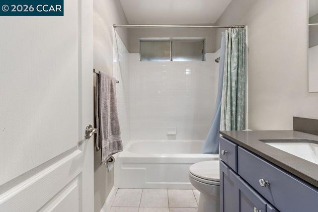 1241 Homestead Ave 206, Walnut Creek, CA 94598