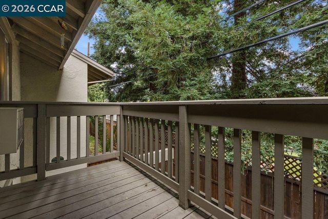 1241 Homestead Ave 206, Walnut Creek, CA 94598