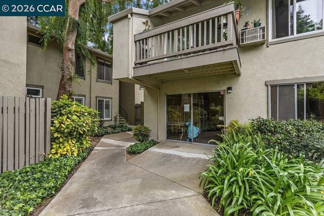 1241 Homestead Ave 206, Walnut Creek, CA 94598