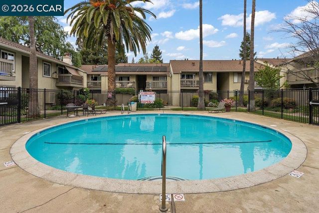 1241 Homestead Ave 206, Walnut Creek, CA 94598