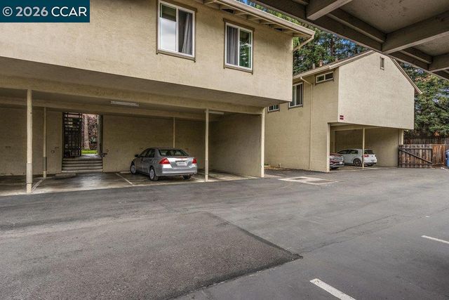 1241 Homestead Ave 206, Walnut Creek, CA 94598