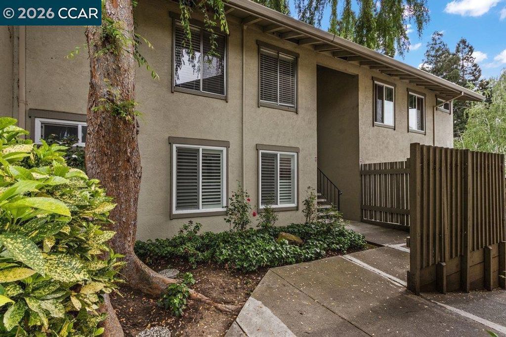 1241 Homestead Ave 206, Walnut Creek, CA 94598