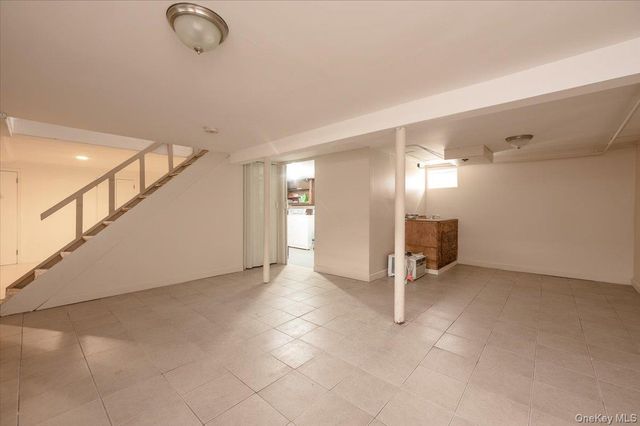 451 Nassau Boulevard, Williston Park, NY 11596