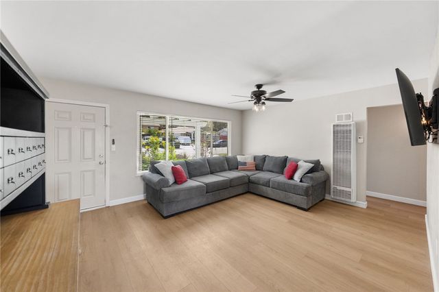 801 La Palma Drive, Fallbrook, CA 92028