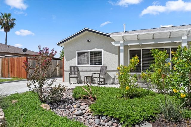 801 La Palma Drive, Fallbrook, CA 92028