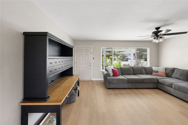 801 La Palma Drive, Fallbrook, CA 92028