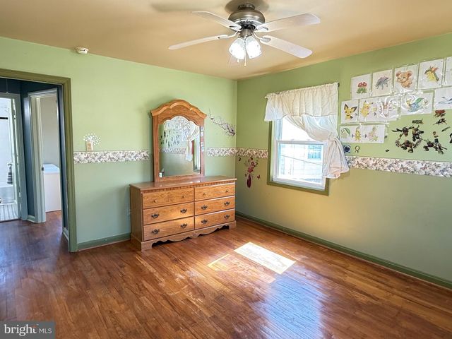 6821 KENYON DR, Alexandria, VA 22307