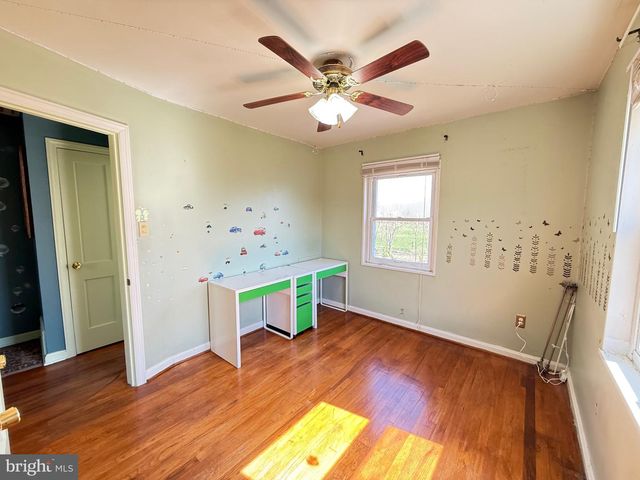 6821 KENYON DR, Alexandria, VA 22307