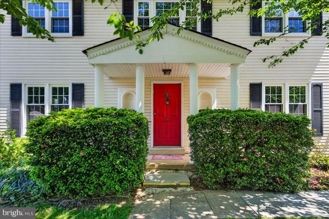 10142 MARSHALL POND RD, Burke, VA 22015