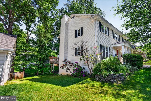 10142 MARSHALL POND RD, Burke, VA 22015