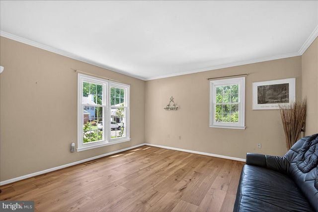 10142 MARSHALL POND RD, Burke, VA 22015