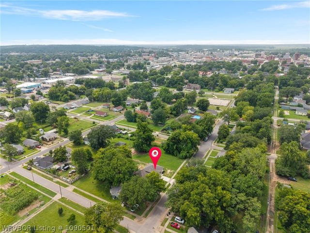 1014 N 7th Street, Fort Smith, AR 72901