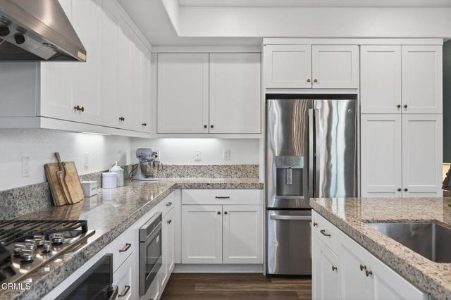 562 Kumquat Court, Santa Paula, CA 93060