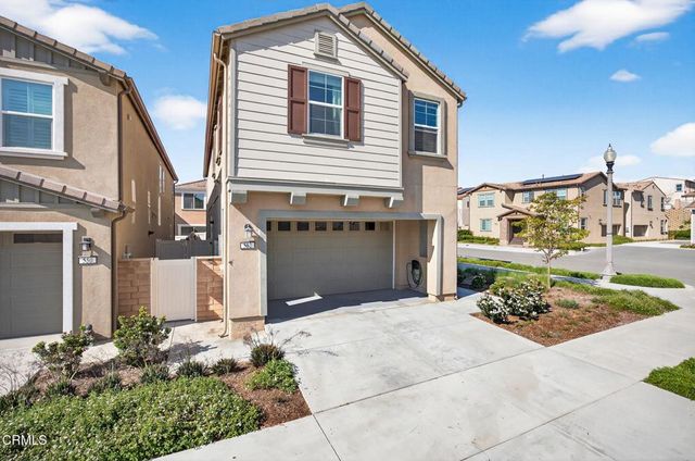 562 Kumquat Court, Santa Paula, CA 93060