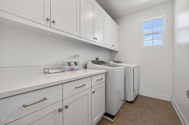 562 Kumquat Court, Santa Paula, CA 93060