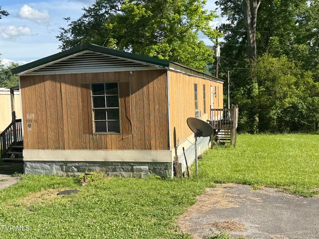 207 Garland Loop, Big Stone Gap, VA 24219