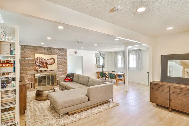 1605 Bryn Mawr Avenue, Las Vegas, NV 89102