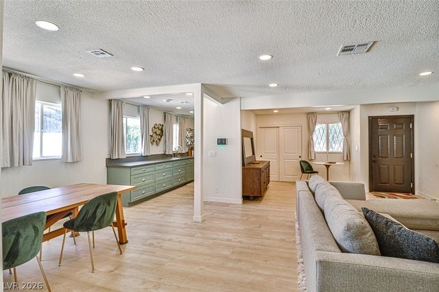 1605 Bryn Mawr Avenue, Las Vegas, NV 89102