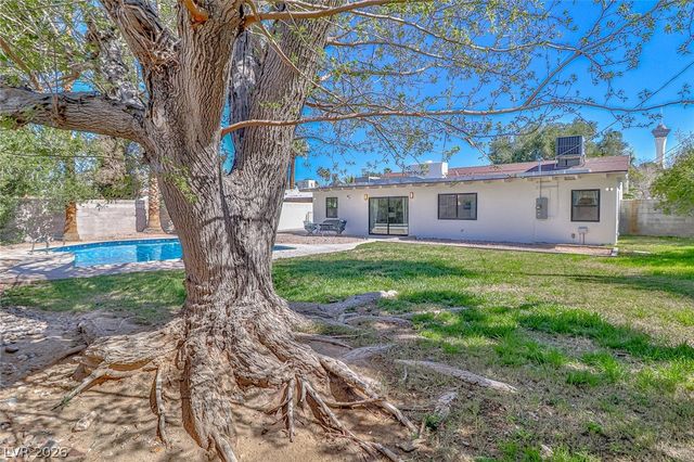 1605 Bryn Mawr Avenue, Las Vegas, NV 89102