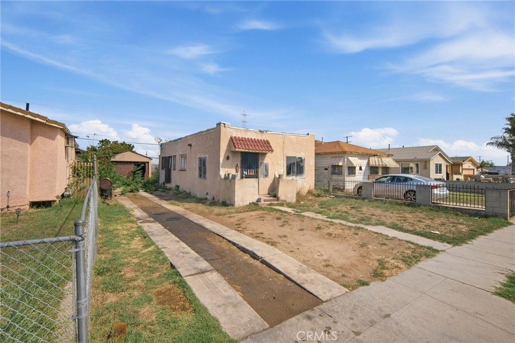 631 E 119th, Los Angeles, CA 90059 — photo 2