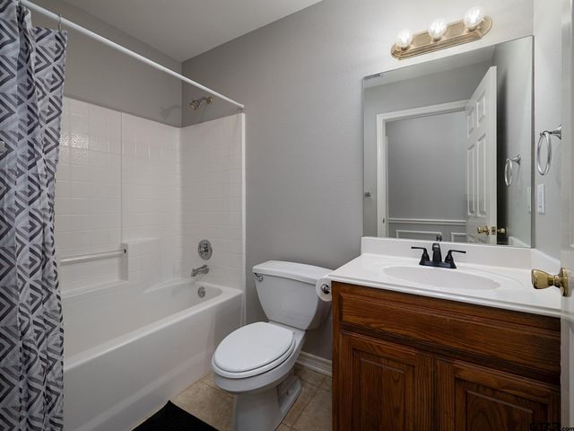109 County Road 3009, Frankston, TX 75763