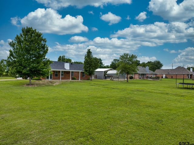 109 County Road 3009, Frankston, TX 75763
