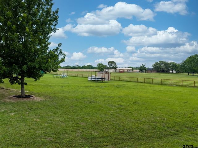 109 County Road 3009, Frankston, TX 75763