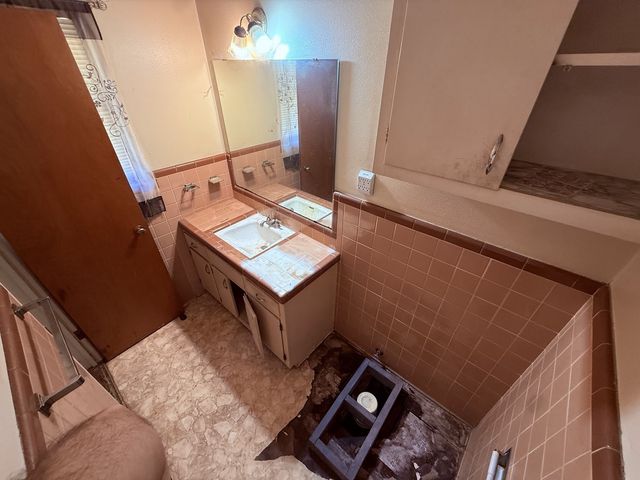 1812 W Birge Street, Sherman, TX 75092