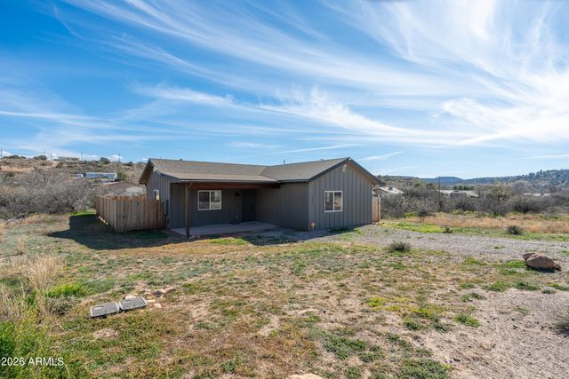 5665 N BENTLEY Drive, Rimrock, AZ 86335