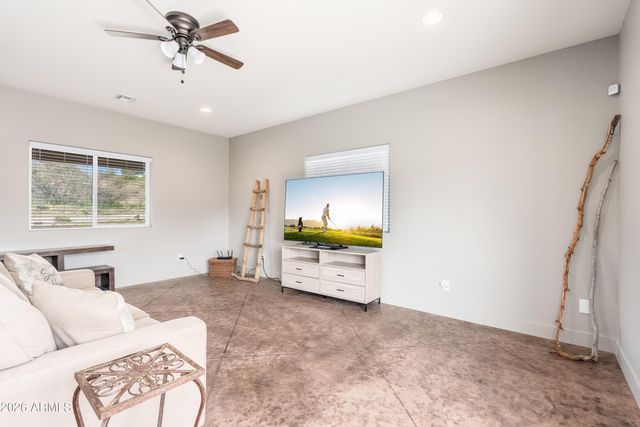 5665 N BENTLEY Drive, Rimrock, AZ 86335