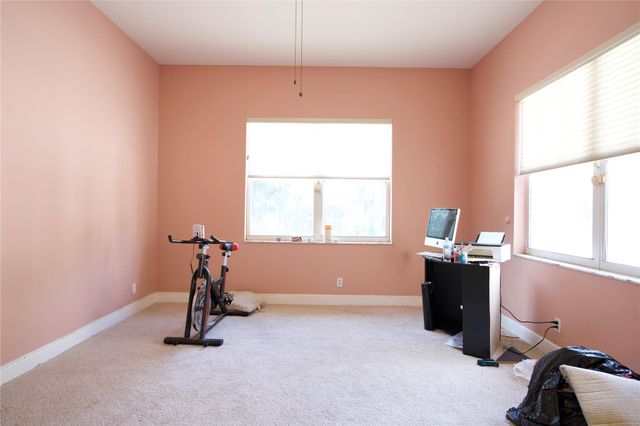 140 Royal Palm Ct, Plantation, FL 33317