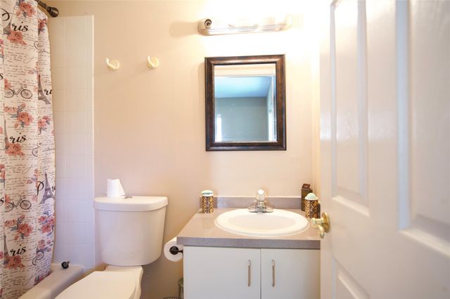 140 Royal Palm Ct, Plantation, FL 33317