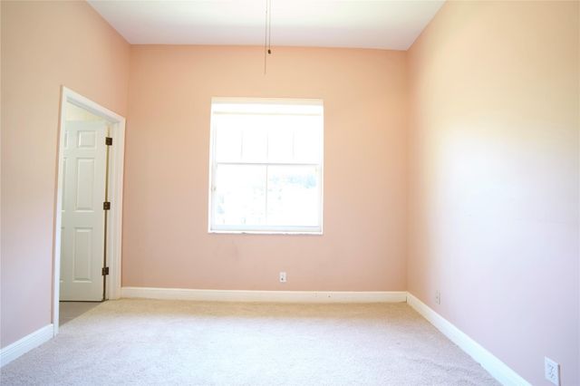 140 Royal Palm Ct, Plantation, FL 33317