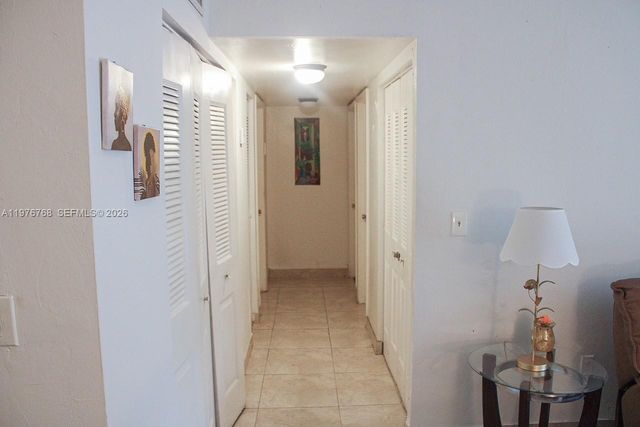 10818 N Kendall Dr R25, Miami, FL 33176