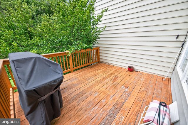 32 CHARTER OAK CT, Doylestown, PA 18901