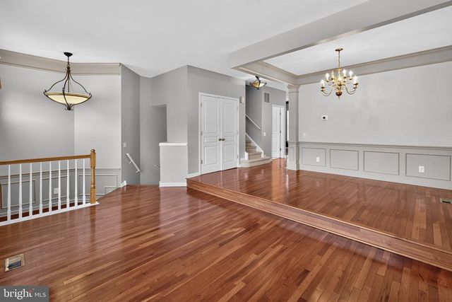 32 CHARTER OAK CT, Doylestown, PA 18901