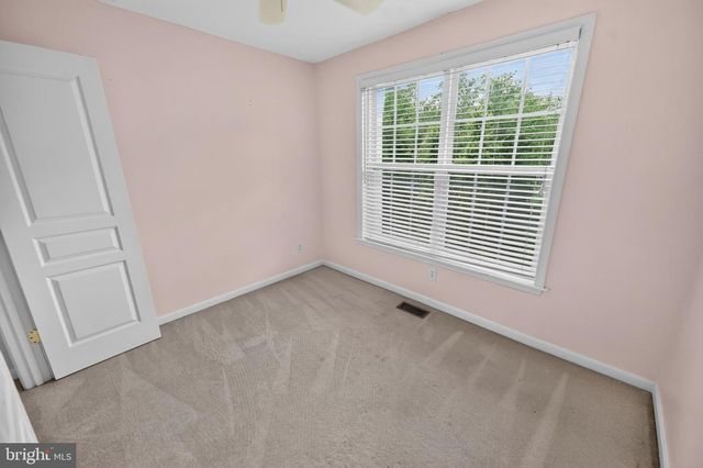 32 CHARTER OAK CT, Doylestown, PA 18901