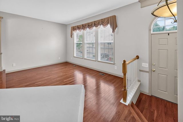 32 CHARTER OAK CT, Doylestown, PA 18901