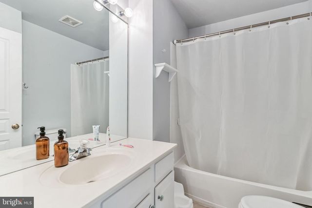 32 CHARTER OAK CT, Doylestown, PA 18901